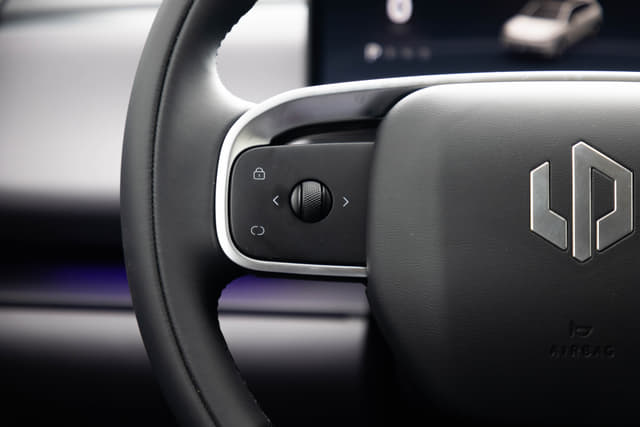 Steering Wheel Image - 18635